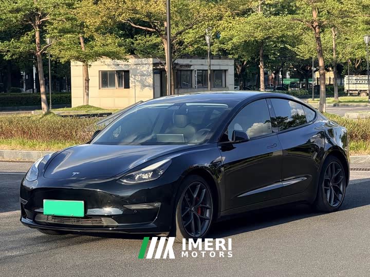 Tesla Model 3 Performance All-Wheel Drive