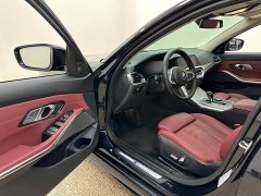 BMW 3 Series Facelift 325i M Sport Night Edition Package - ფოტო 16