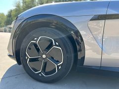 Xiaomi YU7 Rear-Wheel Drive Long-Range Edition - ფოტო 9