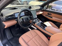 NIO ES8 2020 415KM Signature Edition Six-Seater - ფოტო 6