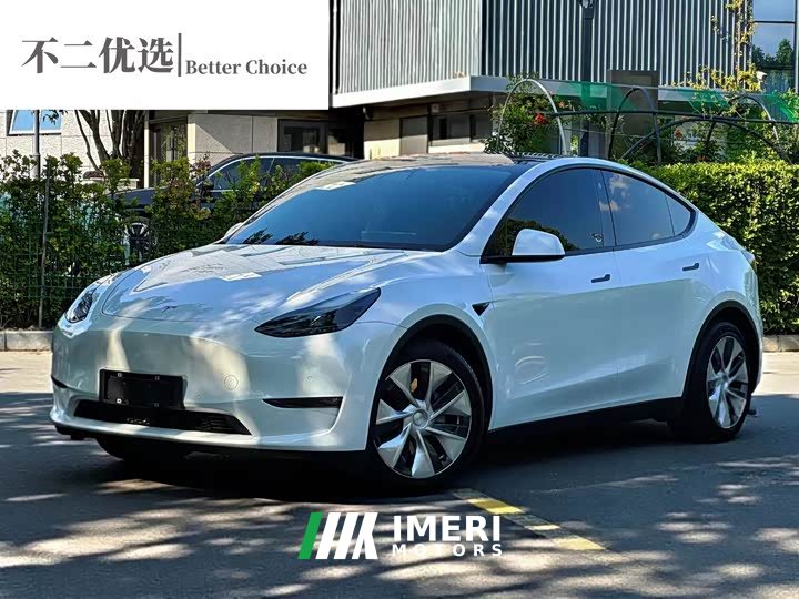Tesla Model Y Standard Range RWD