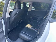 Tesla Model Y Standard Range RWD - ფოტო 12