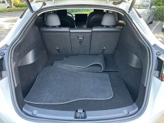 Tesla Model Y Standard Range RWD - ფოტო 16