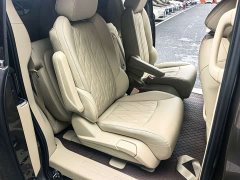 Buick GL8 Land Executive Cabin 652T Luxury - ფოტო 12