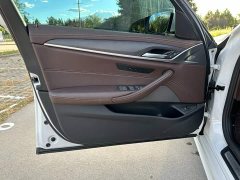BMW 5 Series 530Li Premier M Sport Package - ფოტო 12