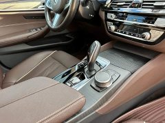 BMW 5 Series 530Li Premier M Sport Package - ფოტო 17
