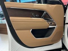 Land Rover Range Rover 3.0L V6 400PS Genesis Extended Wheelbase - ფოტო 16
