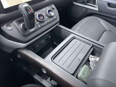 Land Rover Defender Facelift 110 3.0T P400 Dark Edition - ფოტო 15