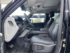Land Rover Defender Facelift 110 3.0T P400 Dark Edition - ფოტო 18