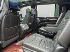Cadillac Escalade-V ESV North American Version - ფოტო 16