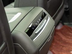Cadillac Escalade-V ESV North American Version - ფოტო 18