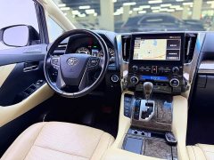 Toyota Alphard Hybrid 2.5L Premium Edition - ფოტო 13