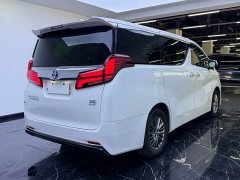 Toyota Alphard Hybrid 2.5L Premium Edition - ფოტო 17