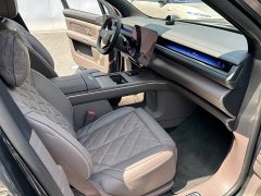 NIO ES8 2026 Six-Seat Executive Signature Edition - ფოტო 13