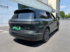 NIO ES8 2026 Six-Seat Executive Signature Edition - ფოტო 2
