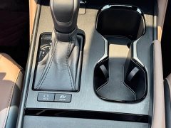 Lexus ES 2025 300h Premium Edition - ფოტო 10