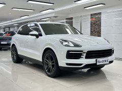 Porsche 2019 Cayenne 3.0T - ფოტო 3