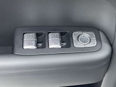 Li Auto L9 Max - ფოტო 16