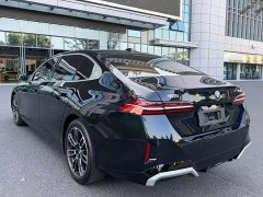 BMW 5 Series 530Li Premier M Sport Package - ფოტო 17