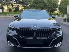 BMW 5 Series 530Li Premier M Sport Package - ფოტო 3