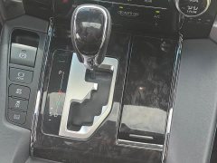 Toyota Vellfire 2020 Dual Engine 2.5L HV Luxury - ფოტო 13