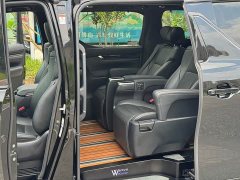 Toyota Vellfire 2020 Dual Engine 2.5L HV Luxury - ფოტო 8