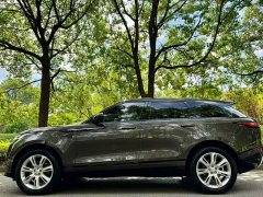 Land Rover Range Rover Velar 250PS Gloss Black Collector's Edition - ფოტო 3