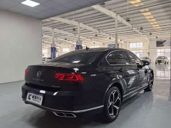 Volkswagen Magotan 2 Million Units Commemorative Edition 280TSI DSG Leading Type - ფოტო 4