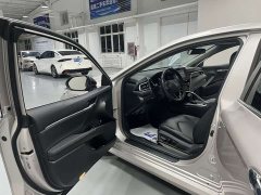 Toyota Camry Hybrid 2.5L HGVP Leading Edition - ფოტო 11