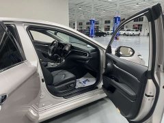 Toyota Camry Hybrid 2.5L HGVP Leading Edition - ფოტო 12