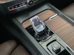Volvo XC60 B5 AWD Smart Remote Luxury Edition - ფოტო 16