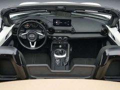Mazda MX-5 Manual Soft Top Convertible Mexico Edition - ფოტო 10