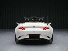Mazda MX-5 Manual Soft Top Convertible Mexico Edition - ფოტო 5