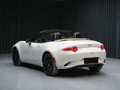 Mazda MX-5 Manual Soft Top Convertible Mexico Edition - ფოტო 6