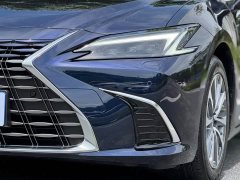 Lexus ES 300h Premium Edition - ფოტო 18