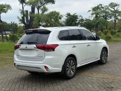 Mitsubishi Outlander 2.4L AWD Enjoy Edition 7-Seater - ფოტო 11
