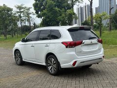 Mitsubishi Outlander 2.4L AWD Enjoy Edition 7-Seater - ფოტო 13