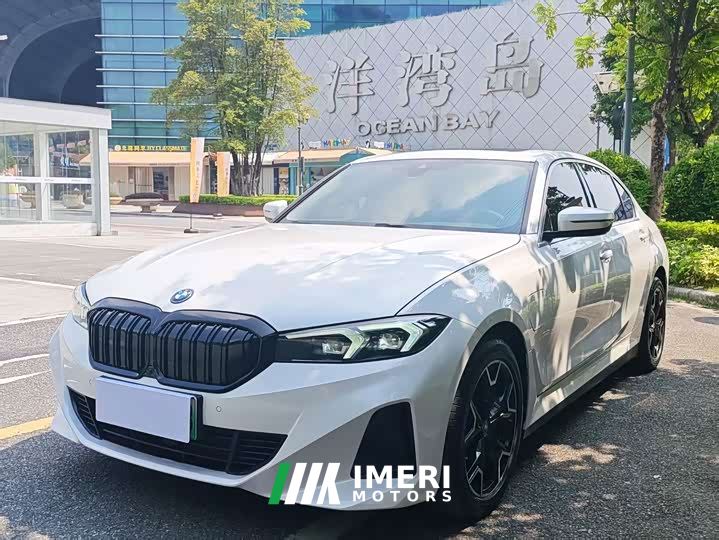 BMW i3 eDrive 35 L