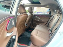 Chery Arrizo 8 High-Performance Edition 2.0T DCT - ფოტო 15