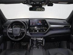 Toyota Crown Venza 2023 2.5L HEV AWD Luxury - ფოტო 16