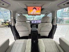 Voyah Lantu Dreamchaser PHEV AWD Luxury Kunpeng Edition - ფოტო 17