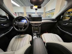 Ford Escape 2020 EcoBoost 245 AWD Premium Edition - ფოტო 10