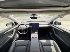 Tesla Model Y Standard Range RWD - ფოტო 6