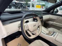 Nio Lerado L90 Ultra Six-Seater - ფოტო 18