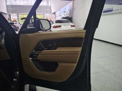 Land Rover Range Rover 3.0L V6 400PS Grand Jubilee Extended Wheelbase - ფოტო 13