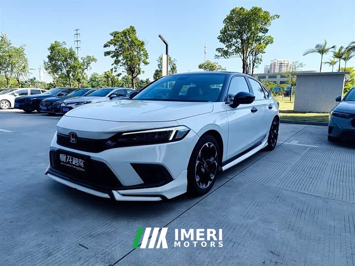 Honda Civic 240TURBO CVT Fuel Dynamic Edition