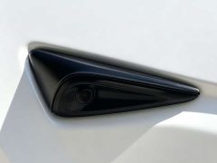 Tesla Model Y Long Range All-Wheel Drive Launch Edition - ფოტო 11