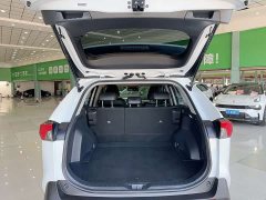Toyota RAV4 2.0L CVT FWD Fashion Edition - ფოტო 6