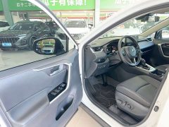 Toyota RAV4 2.0L CVT FWD Fashion Edition - ფოტო 8