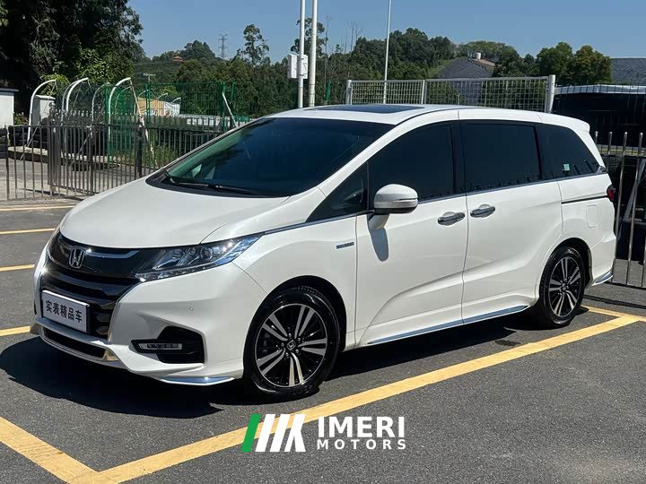 Honda Odyssey 2.0L Sharp Smart Enjoy Edition